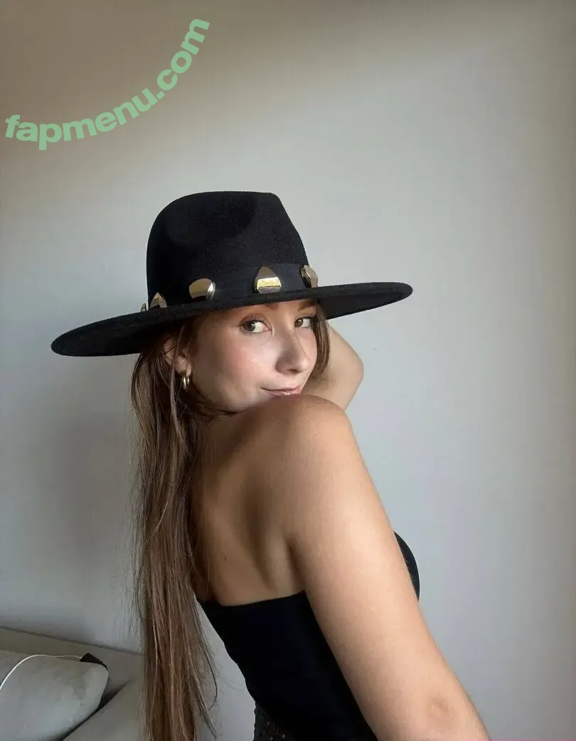 alleyesonlene nude photo #0001 (alleyesonleee)