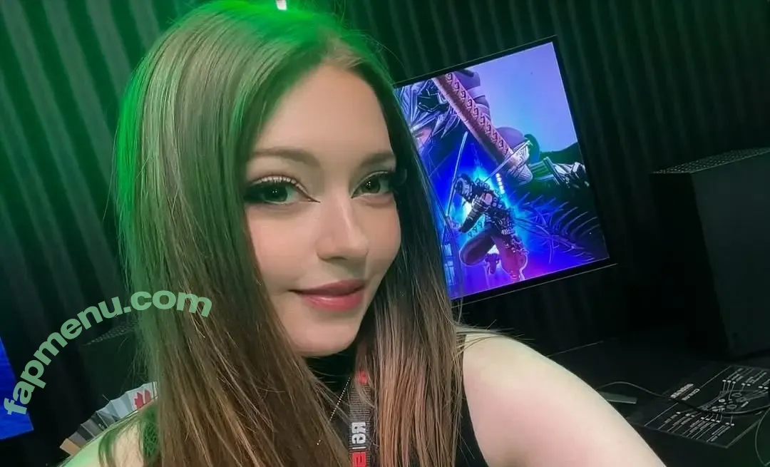 Alli Flanagan nude photo #0034 (allicat1014)