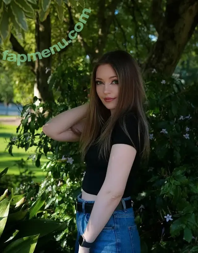 Alli Flanagan nude photo #0042 (allicat1014)