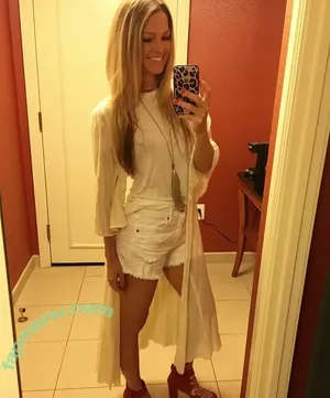 Allie LaForce / allie.laforce nude photo #0009