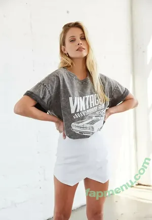 Allie Leggett / alliemaebb nude photo #0023