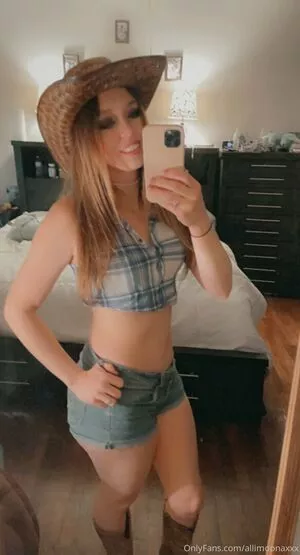 allimoonaxxx / AlliMoona / alli.moona / allimoona04 nude photo #0059