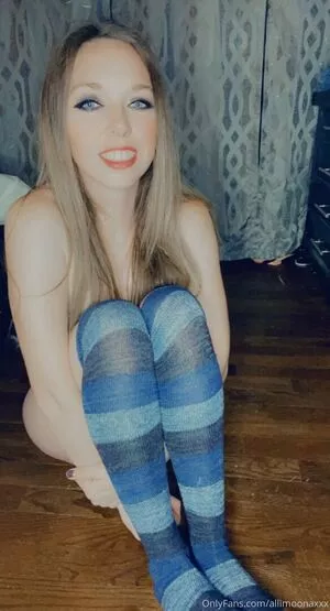 allimoonaxxx / AlliMoona / alli.moona / allimoona04 nude photo #0080