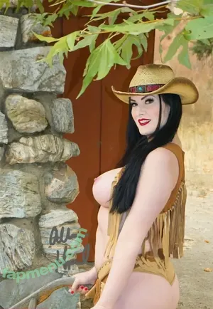 Allison Hopwood / allisonhopwood / ravenrose13 nude photo #0676