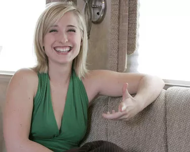 Allison Mack / allisonmack729 nude photo #0028