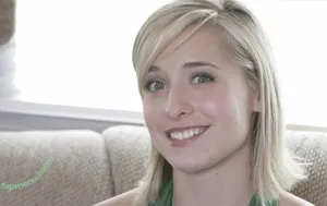 Allison Mack / allisonmack729 nude photo #0061