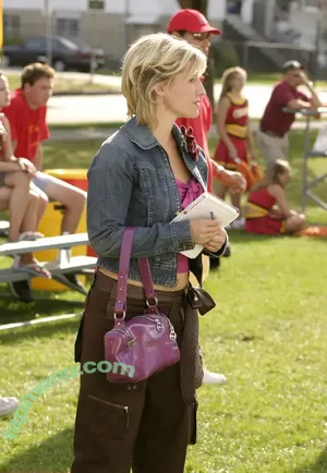 Allison Mack / allisonmack729 nude photo #0112