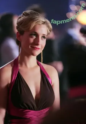 Allison Mack / allisonmack729 nude photo #0125