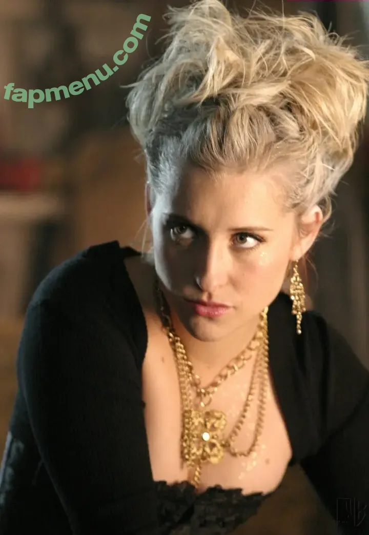 Allison Mack nude photo #0121 (allisonmack729)