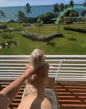 allison.mercer / onewomandanceparty nude photo #0009