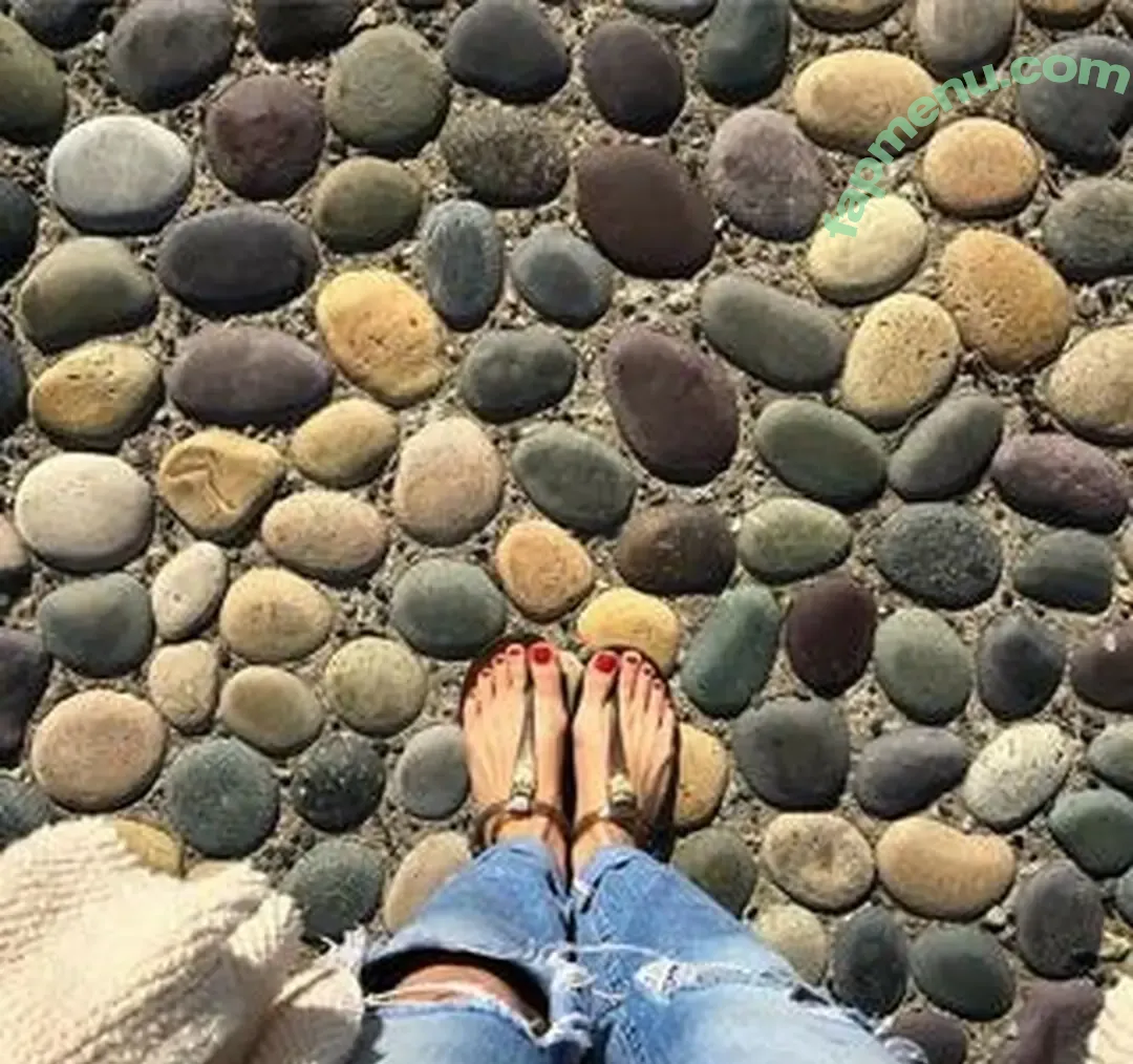 Allison Rose Speed nude photo #0033 (Feral Wife / allispeedfan)