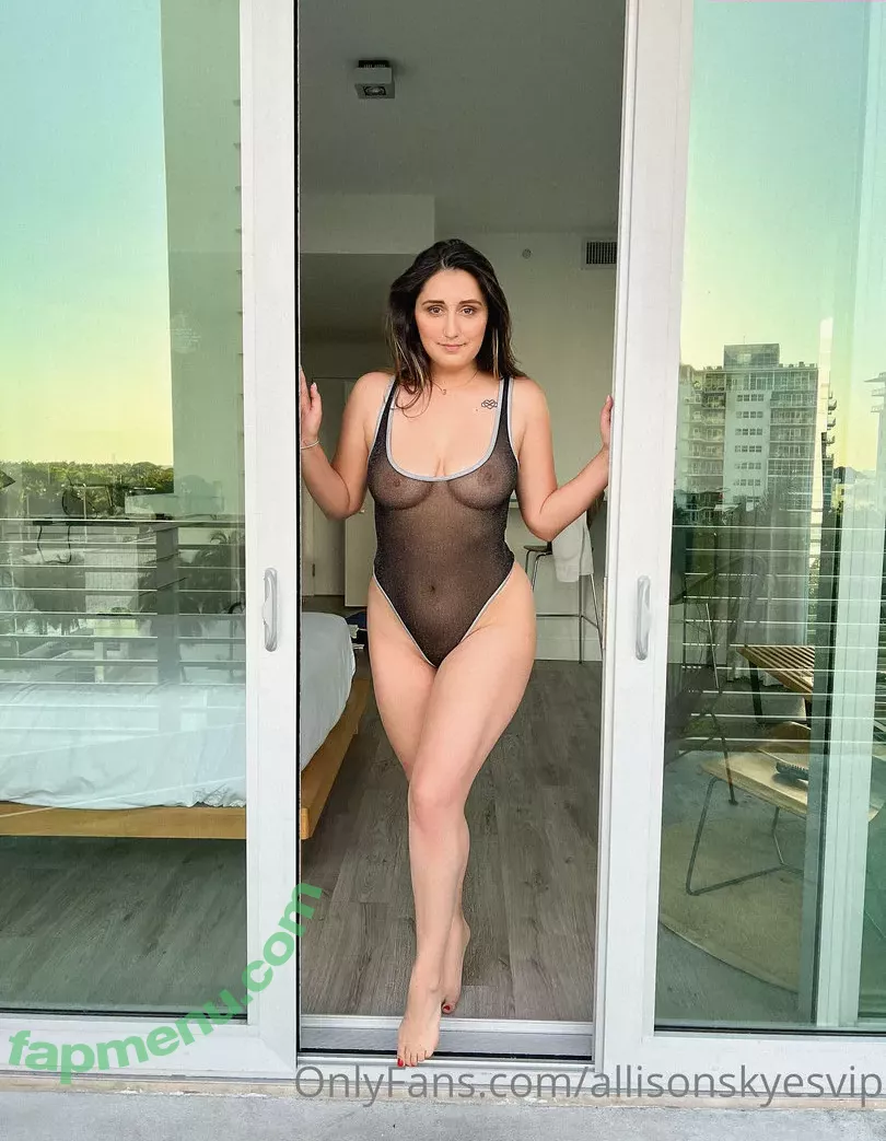 Allison Skyes nude photo #0019 (SkyesAllison / allisonskyes / allisonskyesvip)