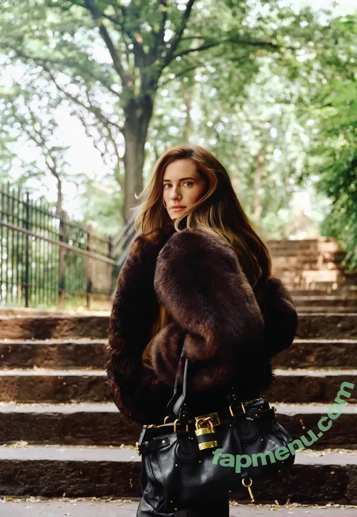 Allison Williams nude photo #0073 (aw / haaygurlhaay)