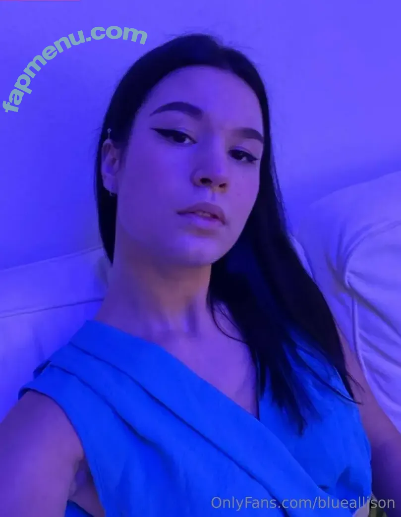 allisonbluevip nude photo #0049 (bluee.allison)