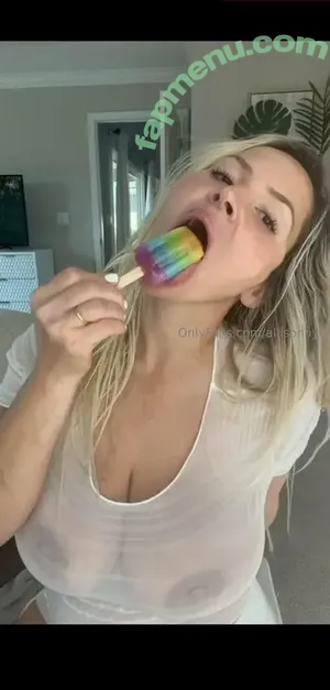 Allisonnyc nude photo #0023