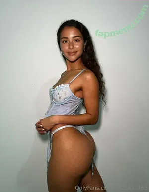 allofmiley / lotsofmileyx nude photo #0018