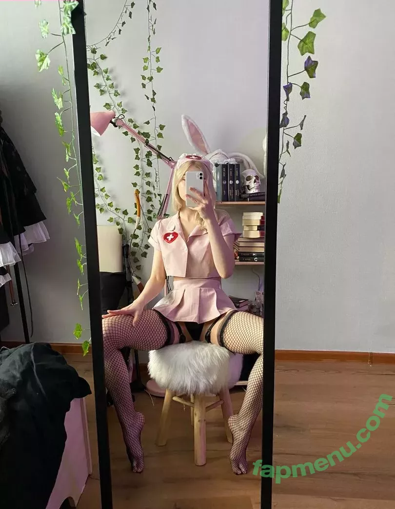 Allotrop nude photo #0090 (allotrope.io)