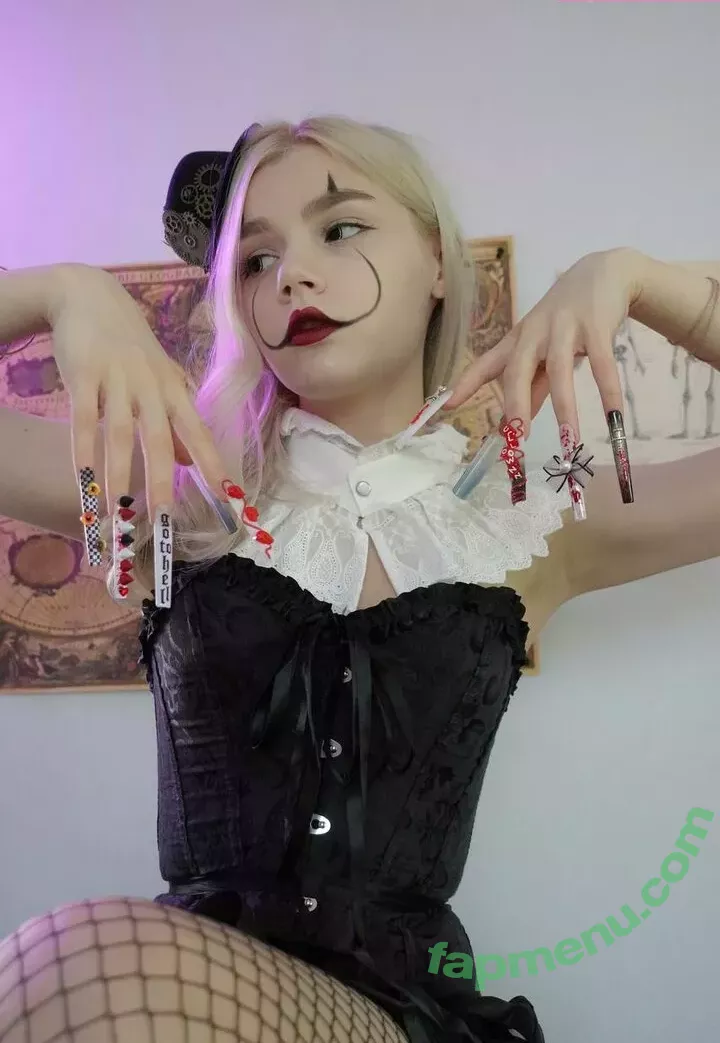 Allotrop nude photo #0100 (allotrope.io)