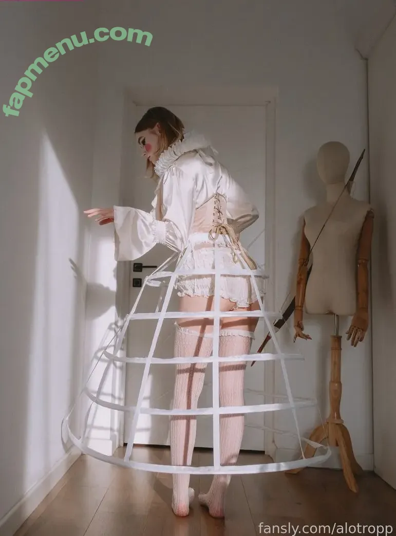 Allotrop nude photo #0736 (allotrope.io)