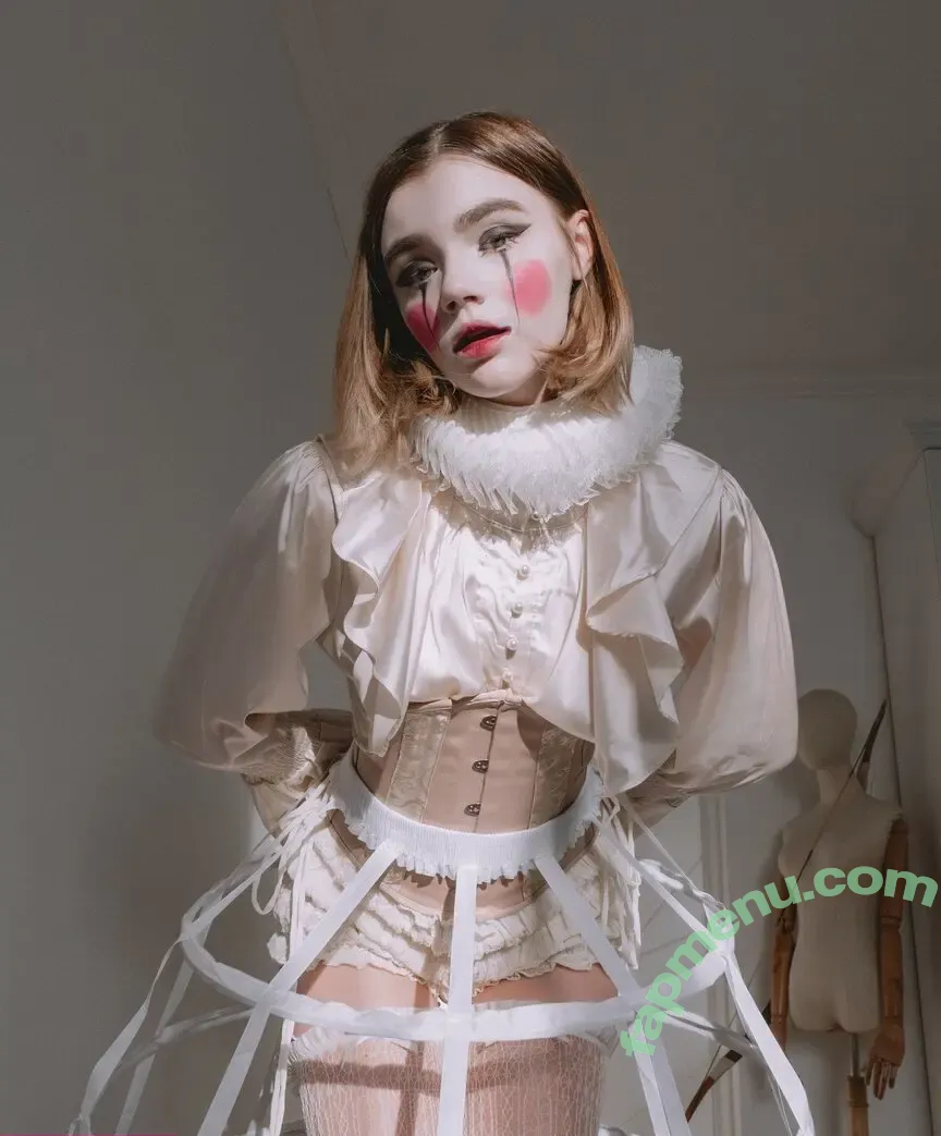 Allotrop nude photo #0738 (allotrope.io)