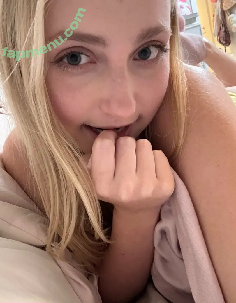 allthingsbunnyy nude photo #0363 (_reyyxx / xrey_1 / xrey__1)