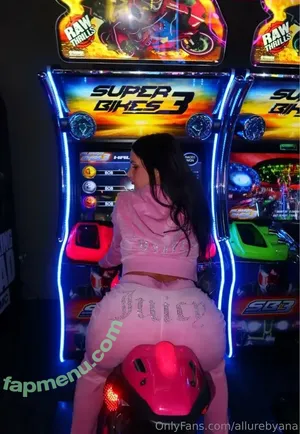 allurebyana / allure.by.ana nude photo #0008