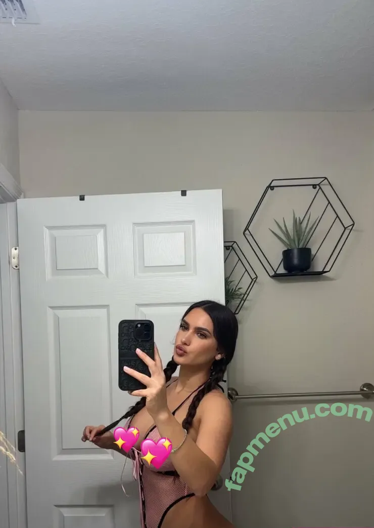 allurebyana nude photo #0033 (allure.by.ana)