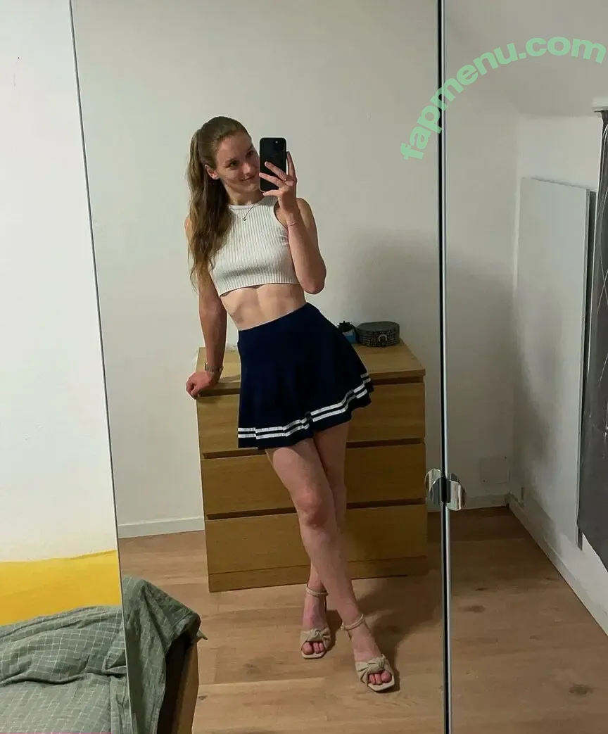 ally.hrng nude photo #0048 (ally.of)