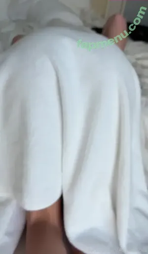  nude photo #0004