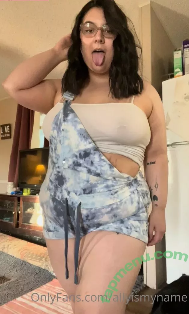 allyismyname nude photo #0030 (makemeup239)