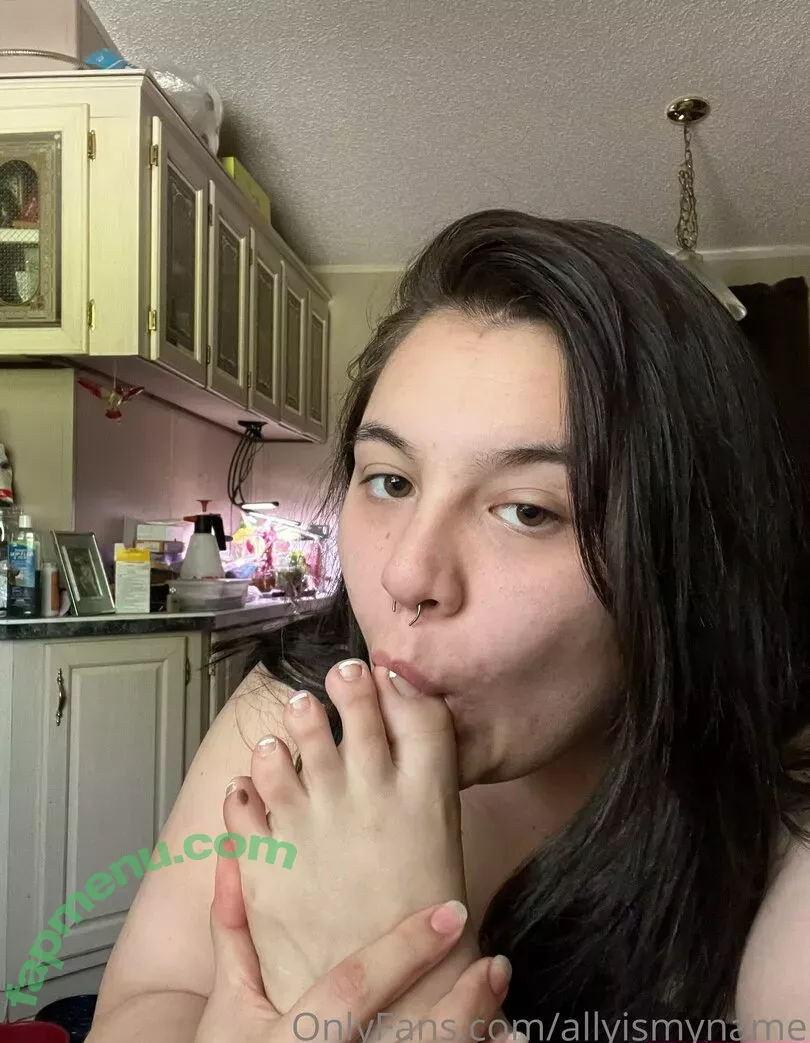allyismyname nude photo #0061 (makemeup239)