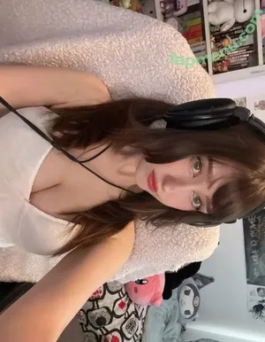 Allykitti / ally_katt / allykitti_ / crywink_ nude photo #0227