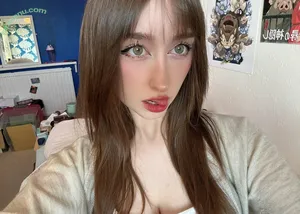 Allykitti / ally_katt / allykitti_ / crywink_ nude photo #0234