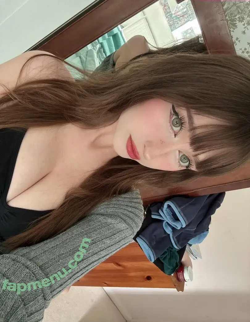 Allykitti nude photo #0235 (ally_katt / allykitti_ / crywink_)