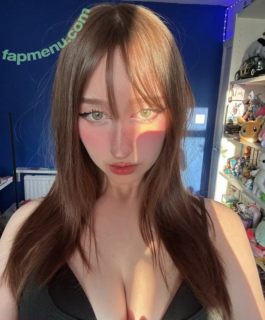 Allykitti nude photo #0253 (ally_katt / allykitti_ / crywink_)