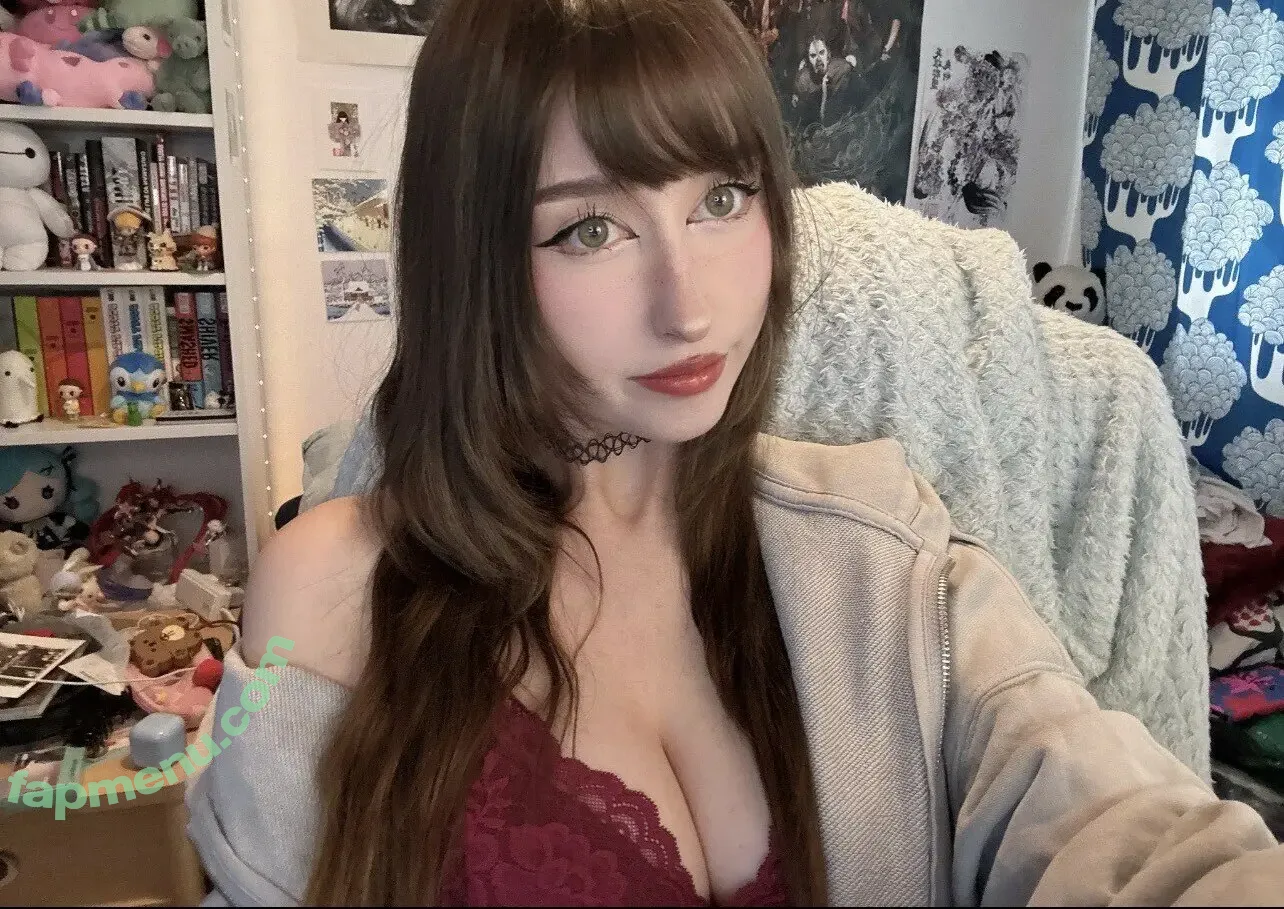 Allykitti nude photo #0259 (ally_katt / allykitti_ / crywink_)