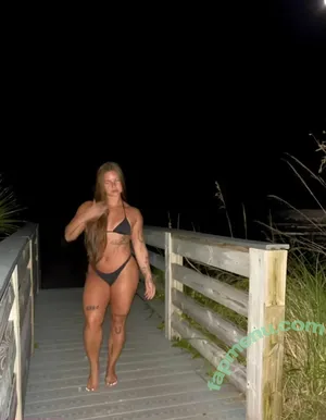 Allysinthegym / Allison Martens nude photo #0045