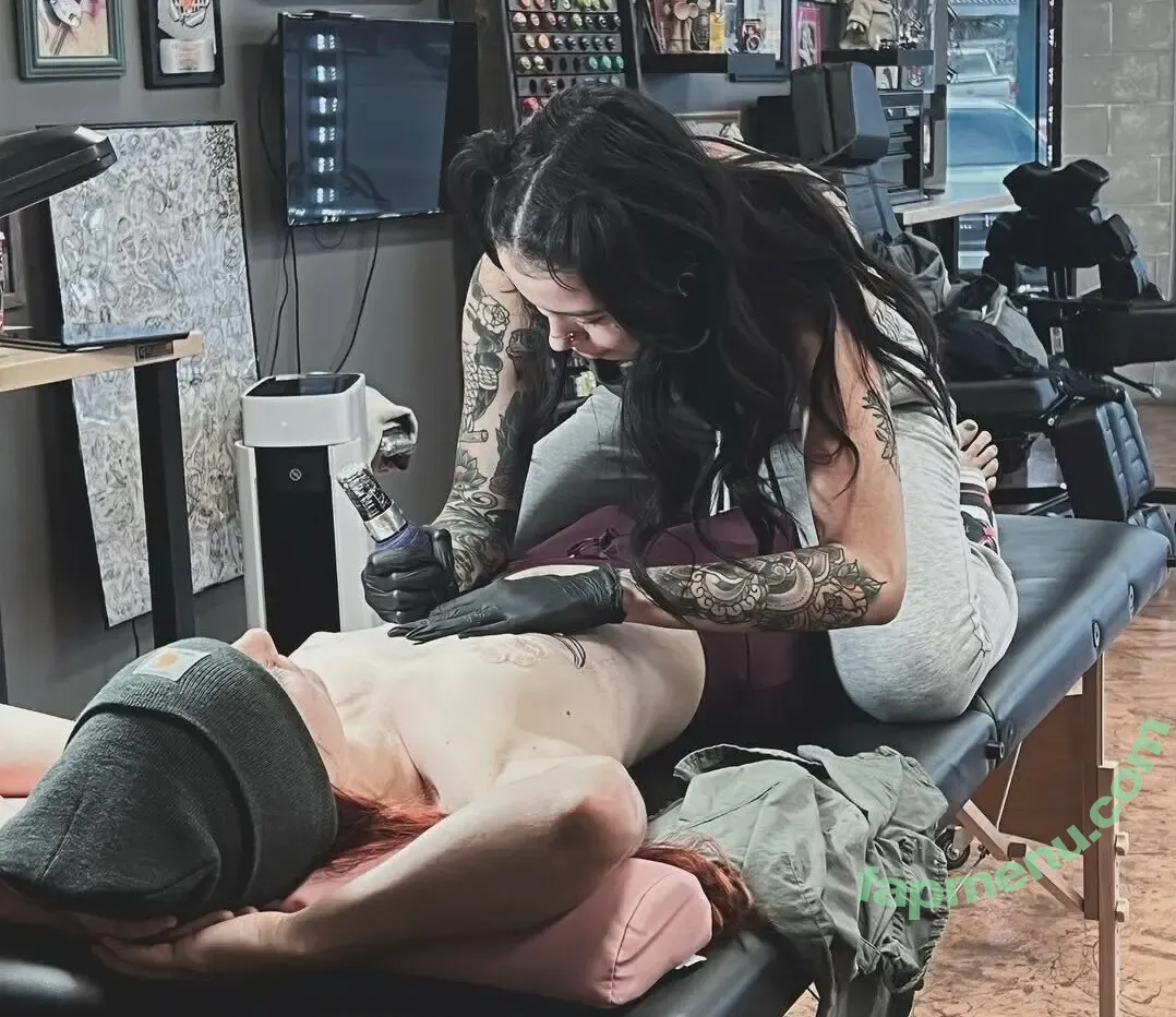 Allyson Monique nude photo #0006 (Tattoosbyallyy)