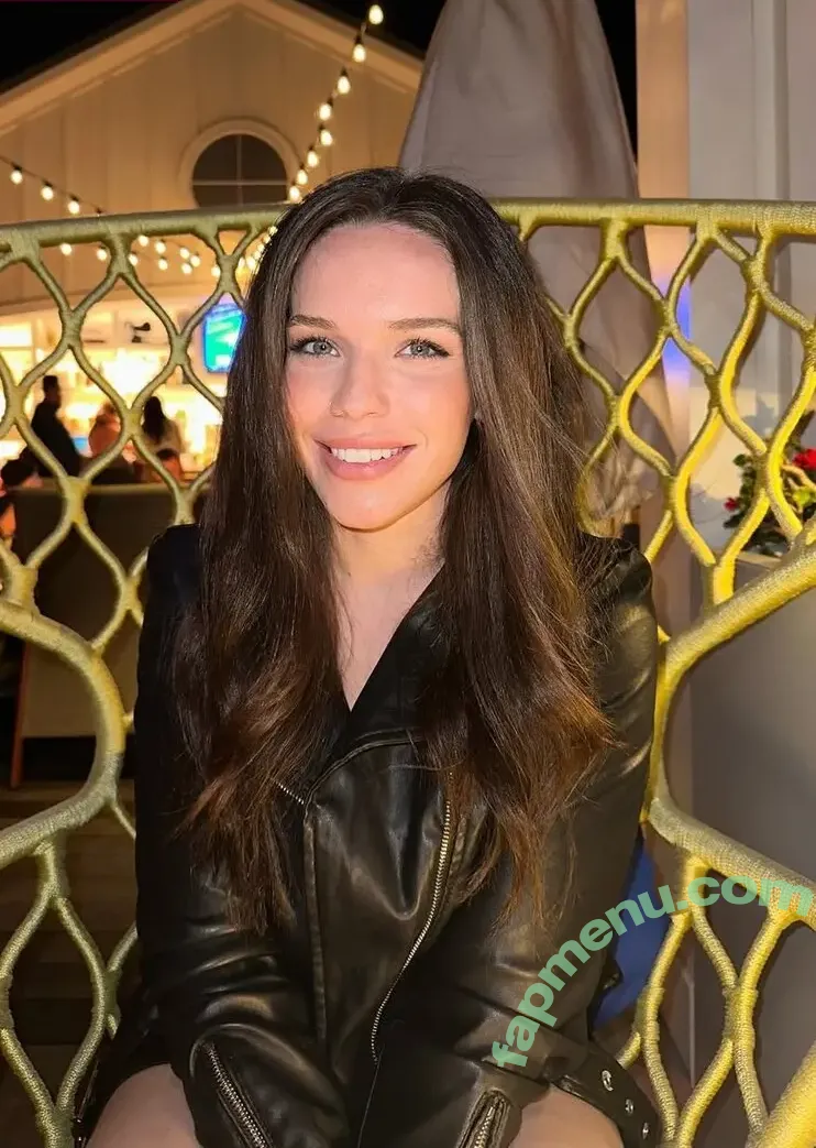 Allyson nude photo #0122 (allysonlongtin / missallysonlune)