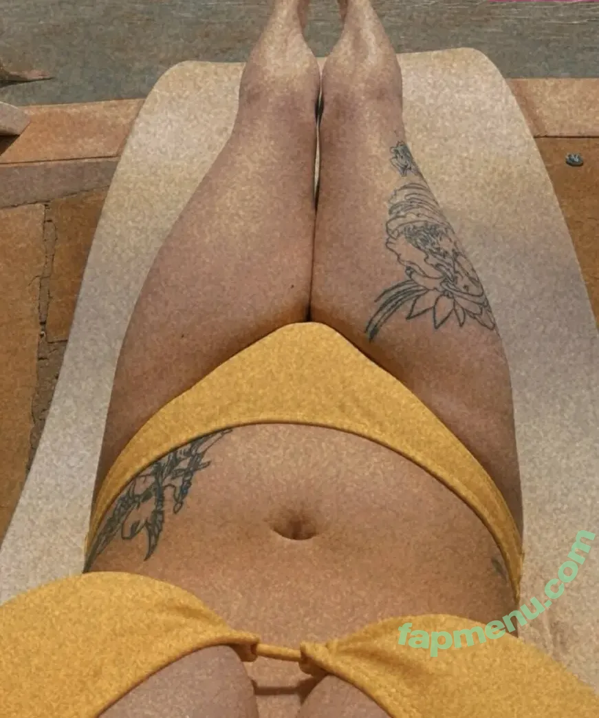allyuhhb nude photo #0009 (allyuhhb)