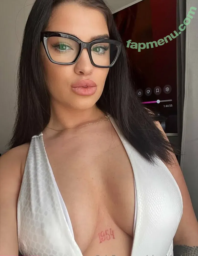 almablackvip nude photo #0014 (almablackvip)