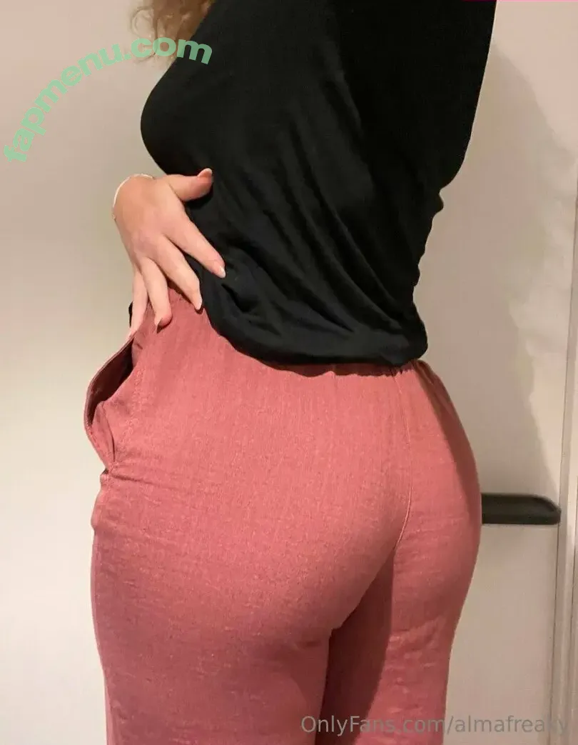 almafreaky nude photo #0005 (i_amfreakyneaky2)