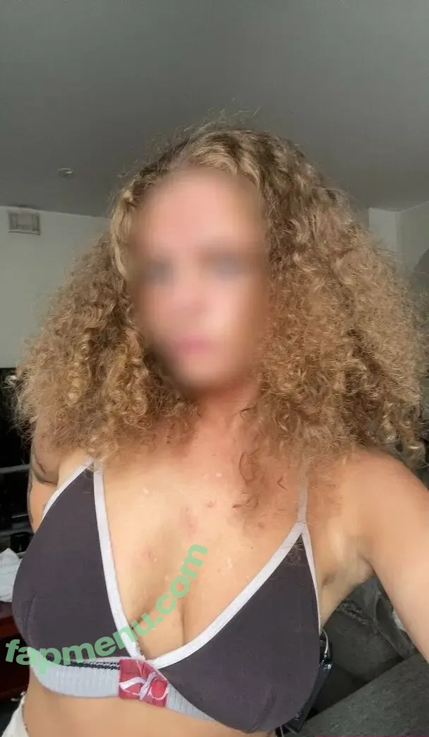 almafreaky nude photo #0008 (i_amfreakyneaky2)