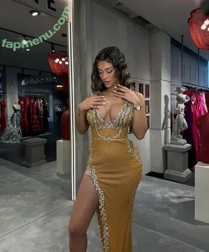Almira Azemi / almirra.az nude photo #0070