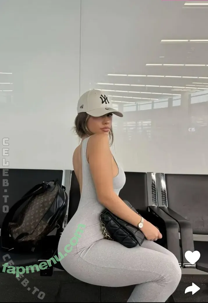 Almira Azemi nude photo #0208 (almira.azz / almirra.az)