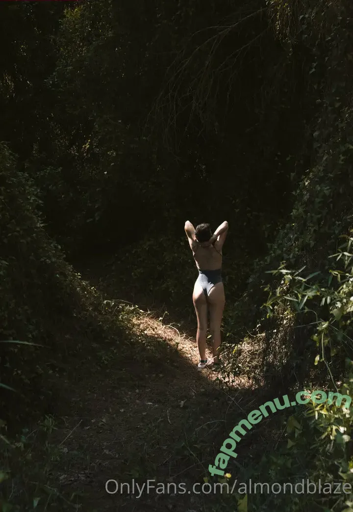 almondblaze nude photo #0029 (almondblaze)