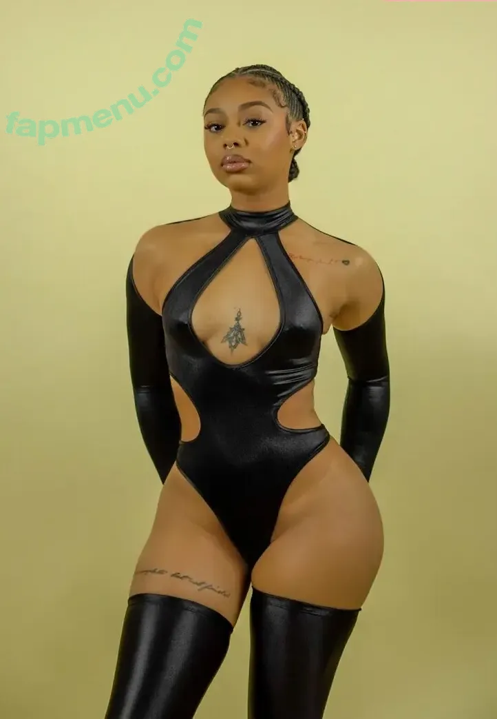 AlmondXMilk nude photo #0090 (SheCanadian)