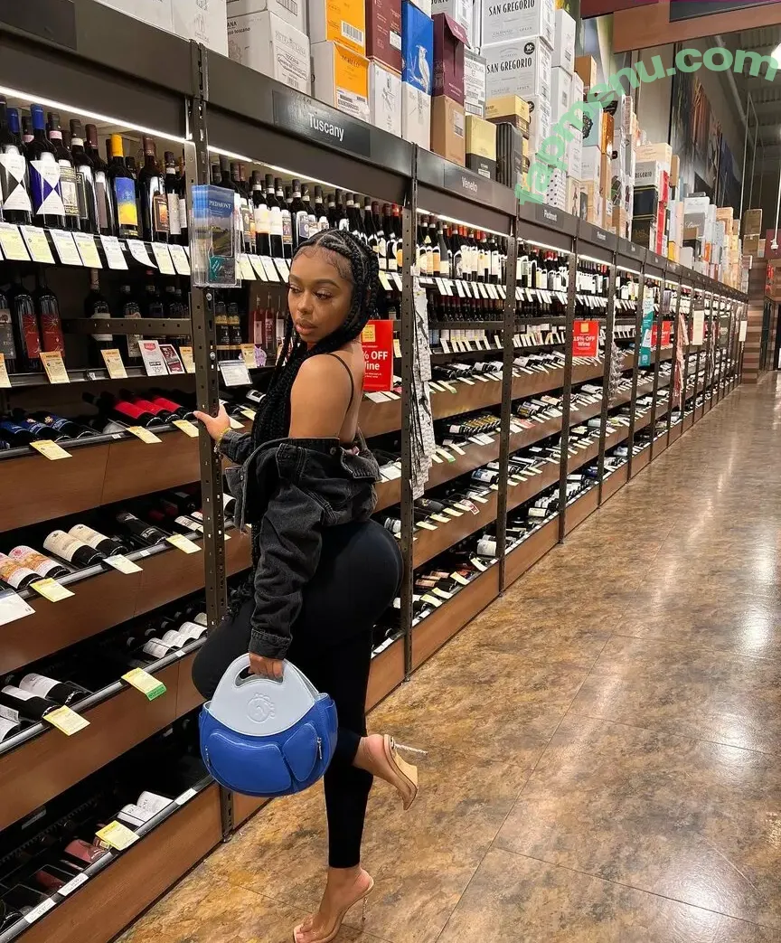 AlmondXMilk nude photo #0092 (SheCanadian)