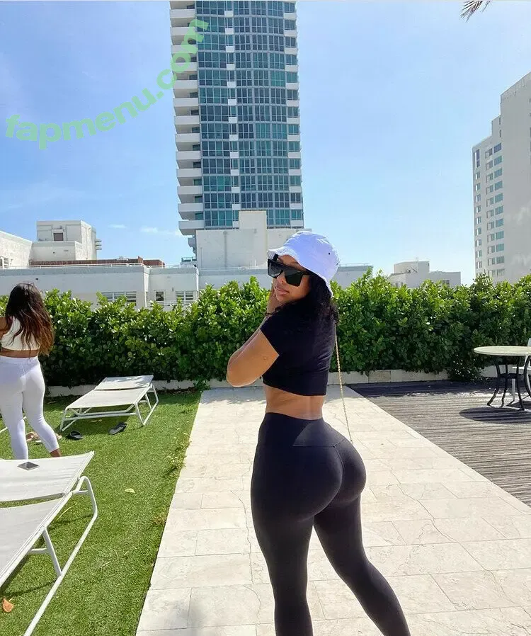 AlmondXMilk nude photo #0105 (SheCanadian)