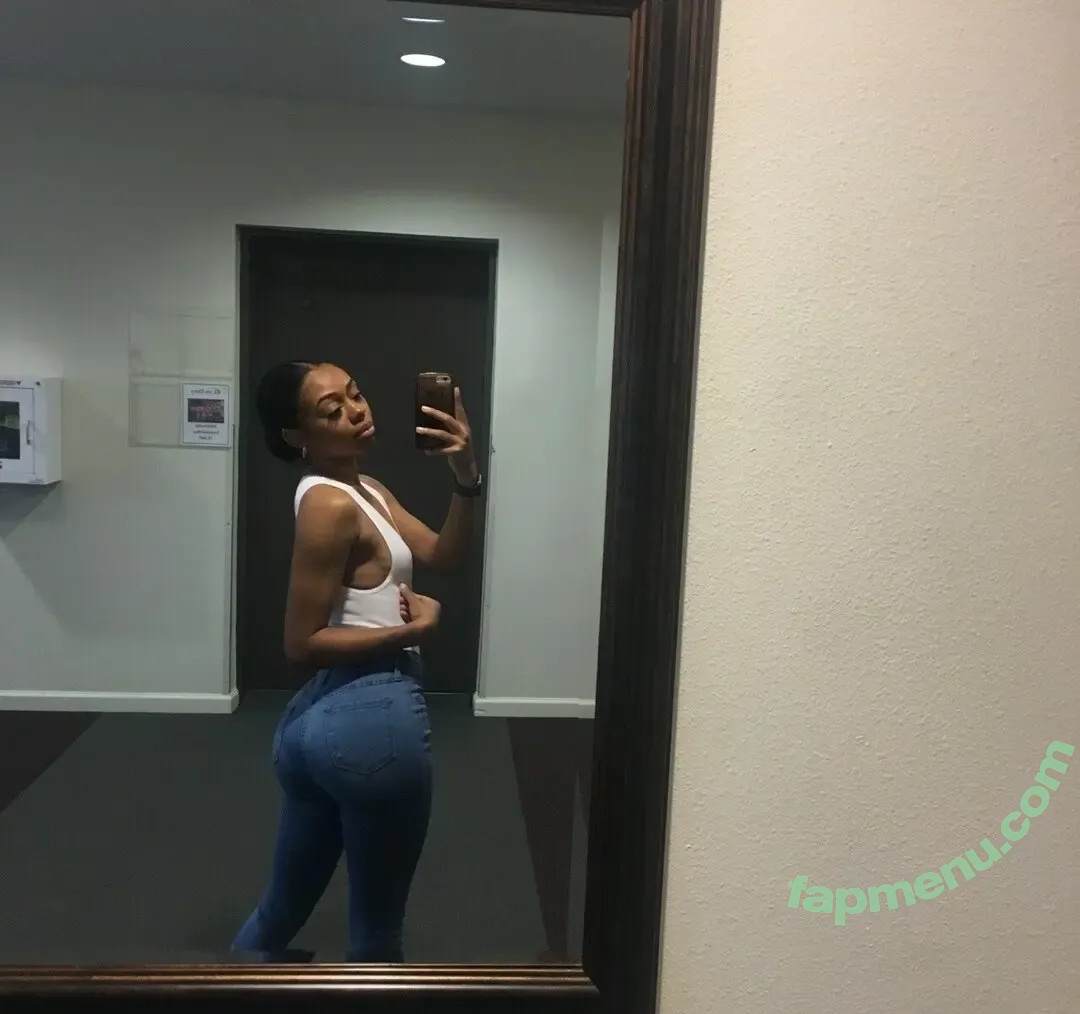 AlmondXMilk nude photo #0113 (SheCanadian)